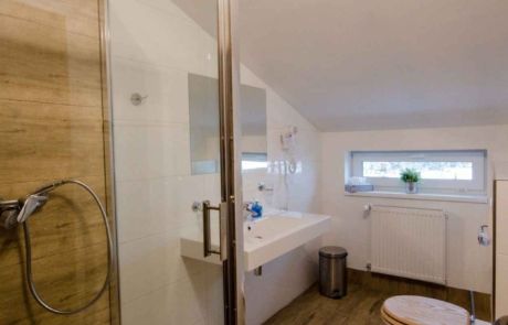 11zon-ctvorluzkovy-pokoj44